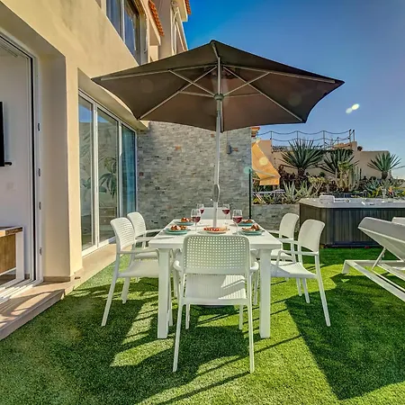 Terrace On The Sea *