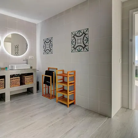 דירה Terrace On The Sea קיאו סלבאחה